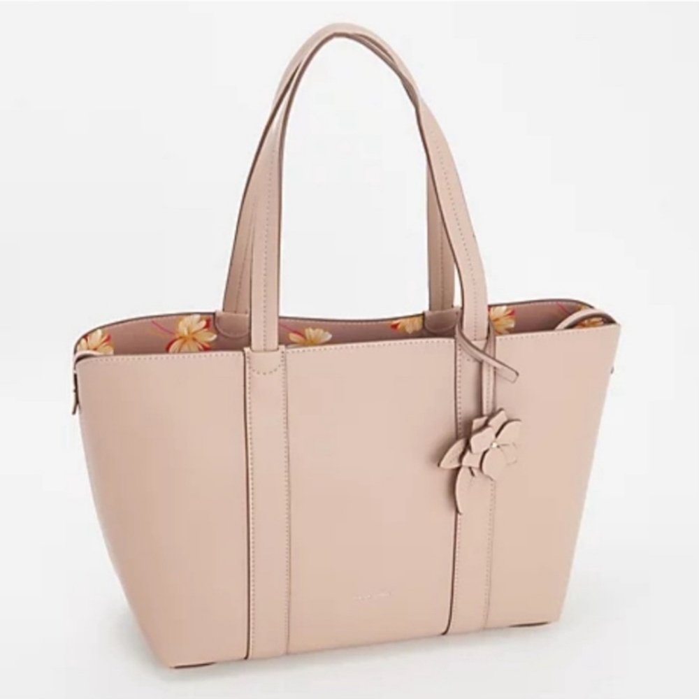 Draper James ELLE TOTE w/Flower Key Fob - Beige Pebble